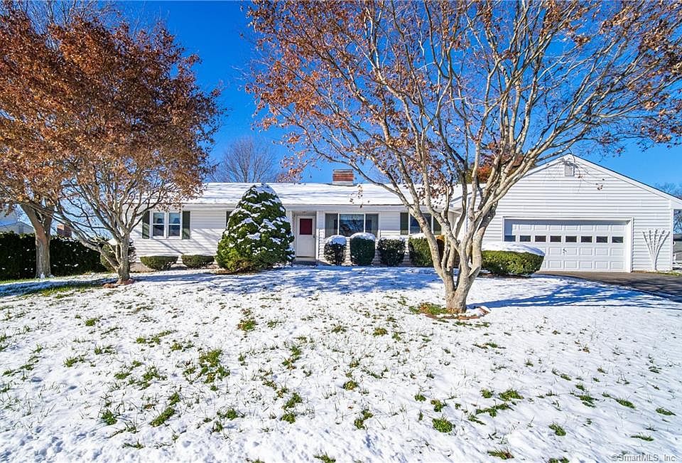 21 Susan Ln, Meriden, CT 06450 Zillow