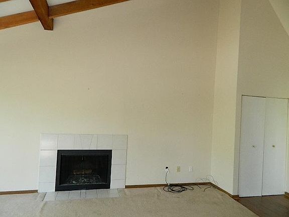 5th image of 39 Twin Lakes Dr