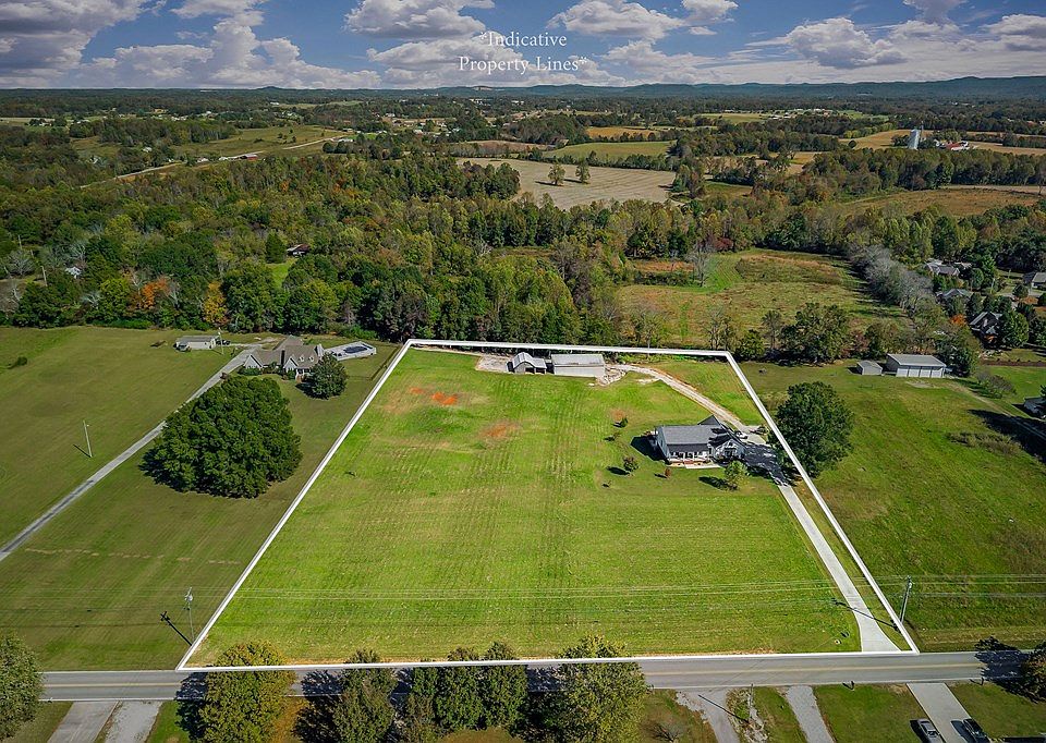 4th image of 3868 Burgess Falls Rd