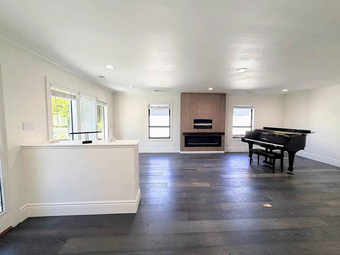4 bed, 2600 sqft, $7,500 — Photo 2