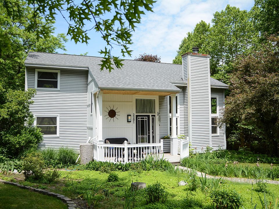 1st image of 2201 Brighton St