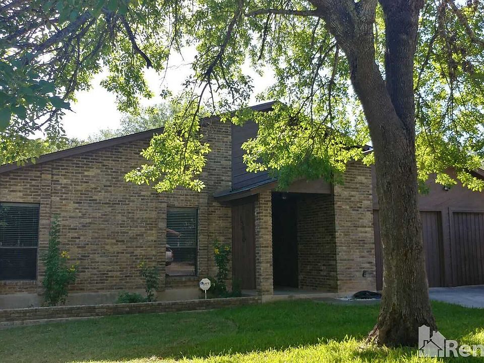 1st image of 15010 Mineral Springs St