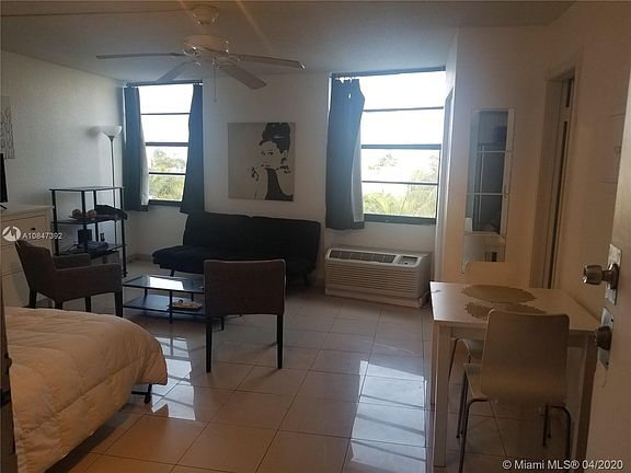 4th image of 710 Washington Ave APT 525