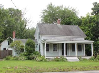 209 Wood St, Hopkinton, MA 01748