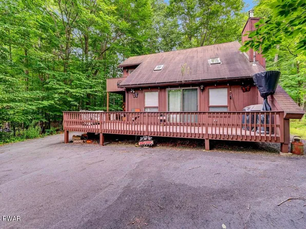 3179 Avoy Pl, Lake Ariel, PA 18436