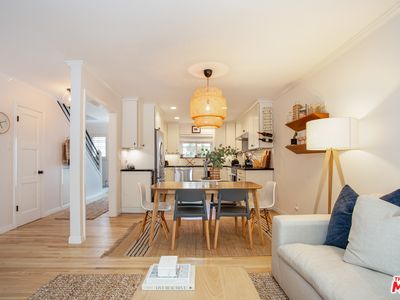 8130 Redlands St APT 4, Playa Del Rey, CA, 90293