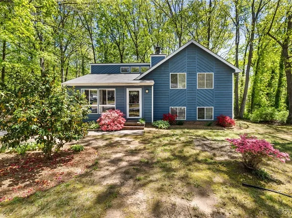 10349 Crumpets Ln, North Chesterfield, VA 23235