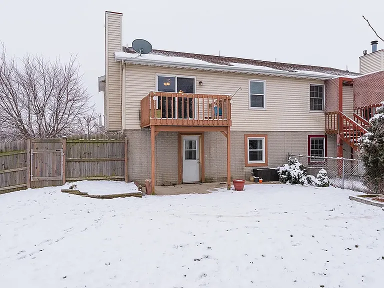 1 Parkshores Dr — Photo 29