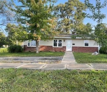 1213 W Chestnut St, Savannah, MO, 64485