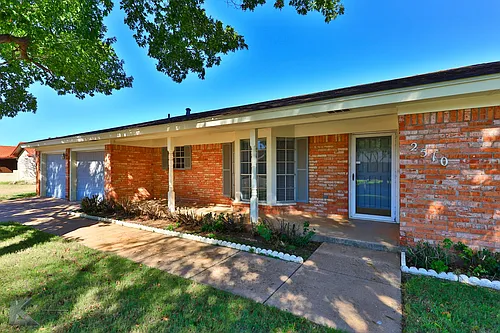 2510 Gilmer Ave Photo 1