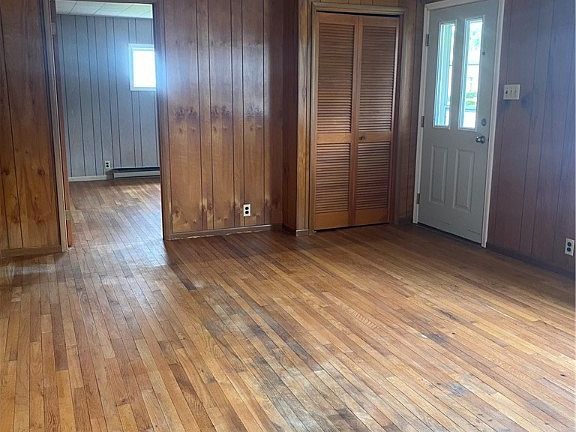 2nd image of 216 Broadway St