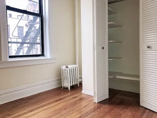 Rented by City Connections Realty | media 14