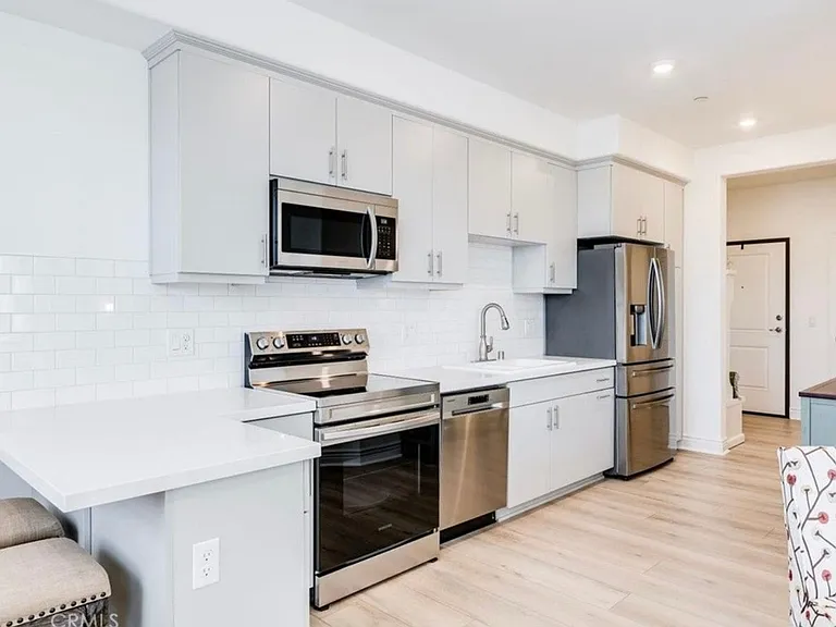 915 Madonna Rd #201 — Photo 8