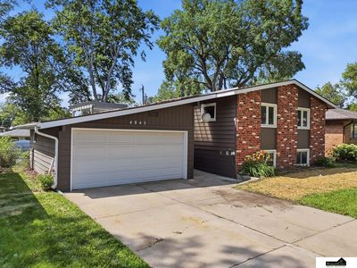 4845 Cresthaven Dr, Lincoln, NE, 68516