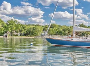 84 Cove Rd, Oyster Bay Cove, NY 11771