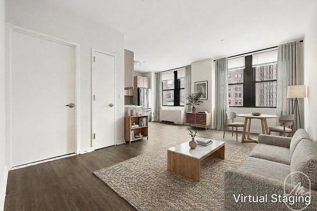 15 Park Row — Photo 1