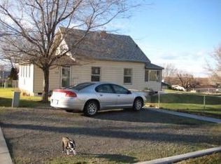 707 E Highland Ave, Hermiston, OR 97838