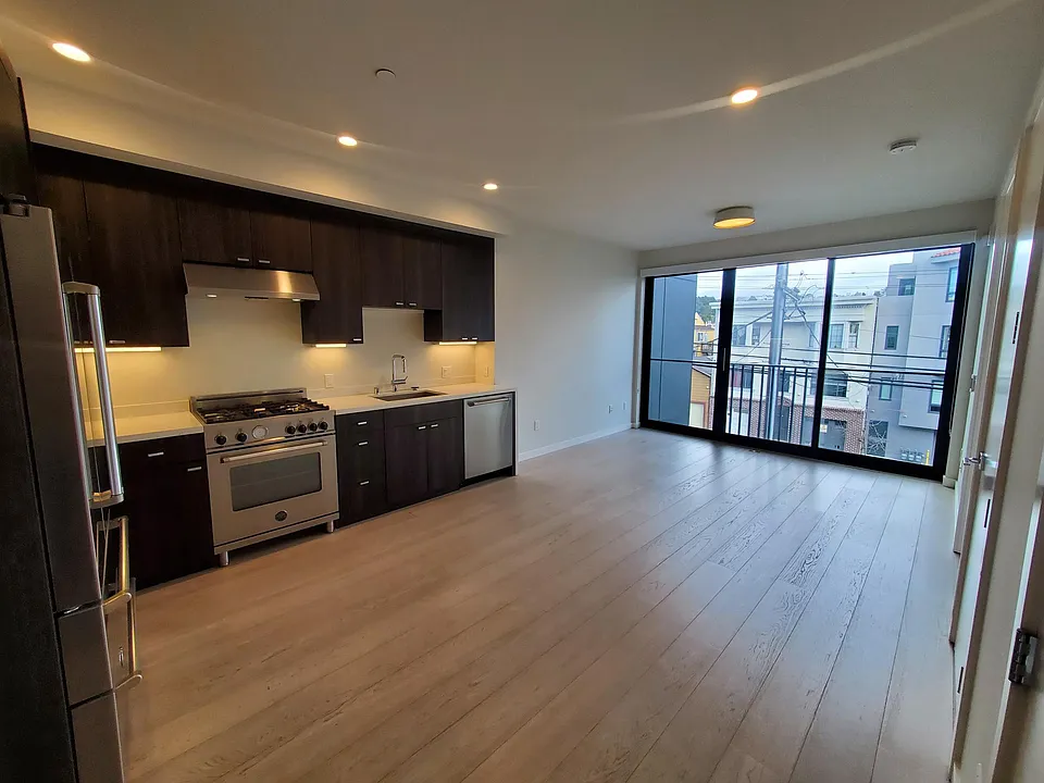 2600 Harrison St #304