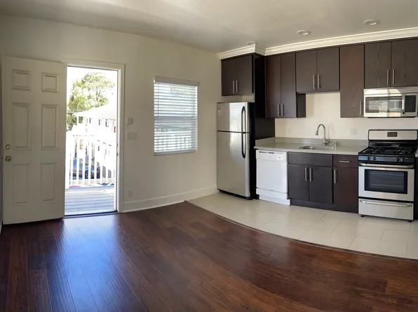 316 Van Buren St #103, Monterey, CA 93940