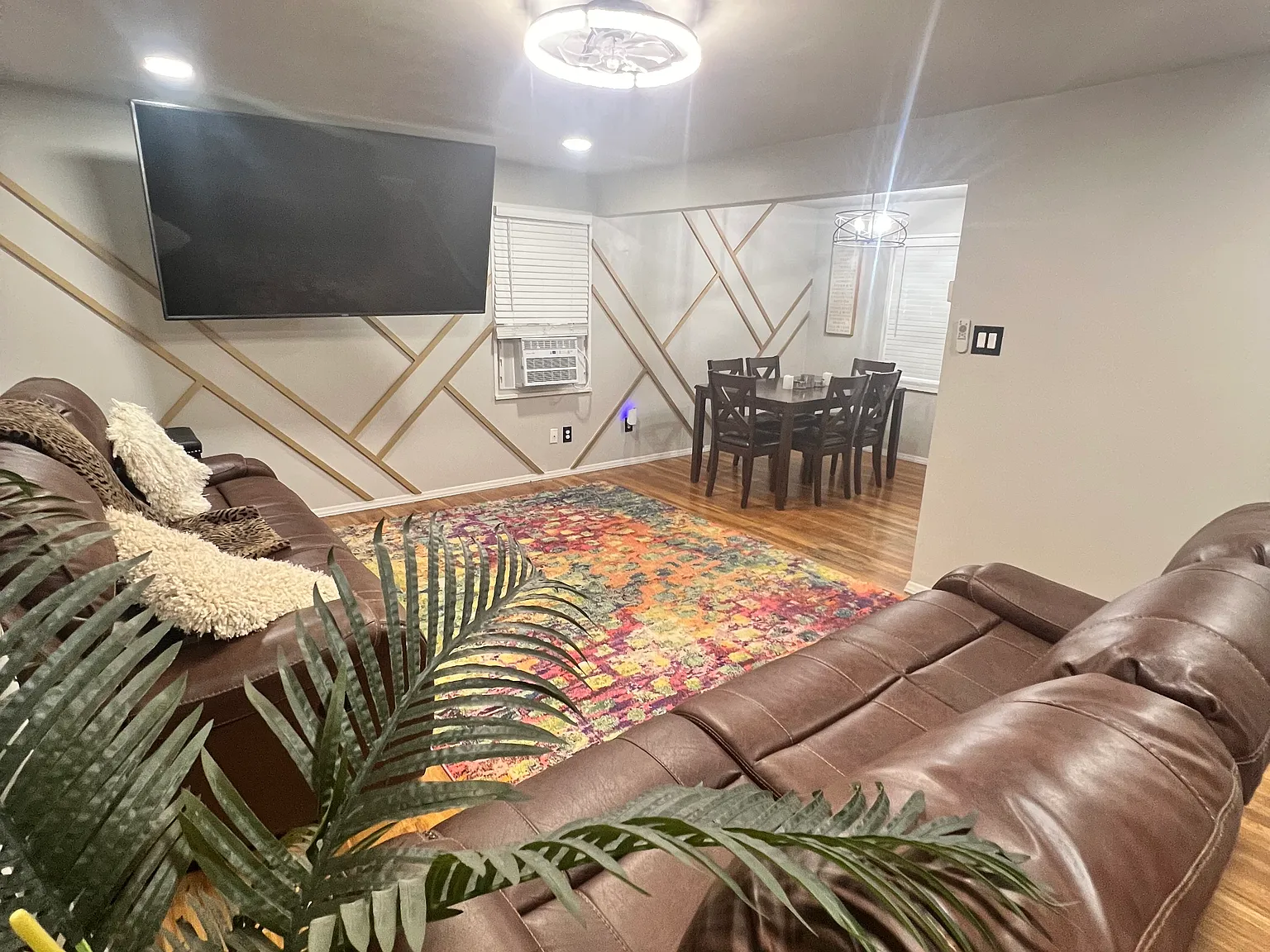 3 bed, 1584 sqft, $2,480 — Photo 2