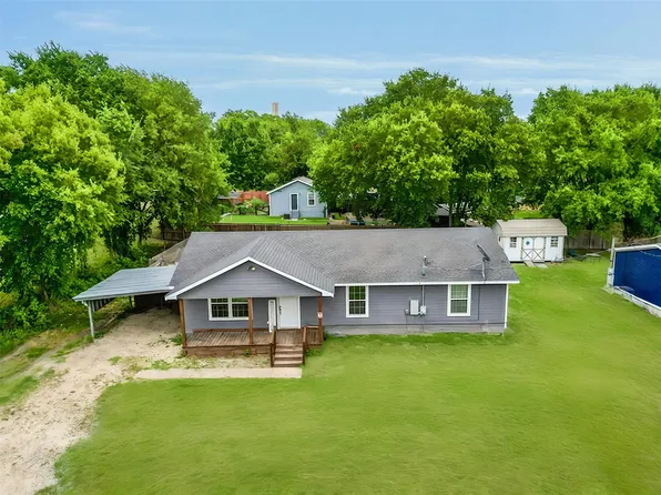 100 Beryl Ln, Blue Ridge, TX 75424