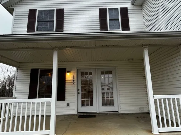 1289 S Cobble Creek Cir, Bloomington, IN 47401