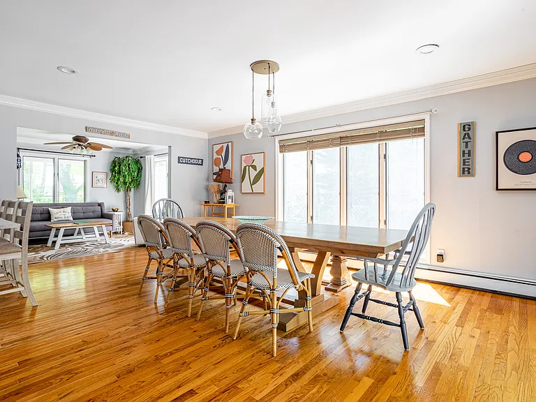 2300 Pine Tree Rd — Photo 34