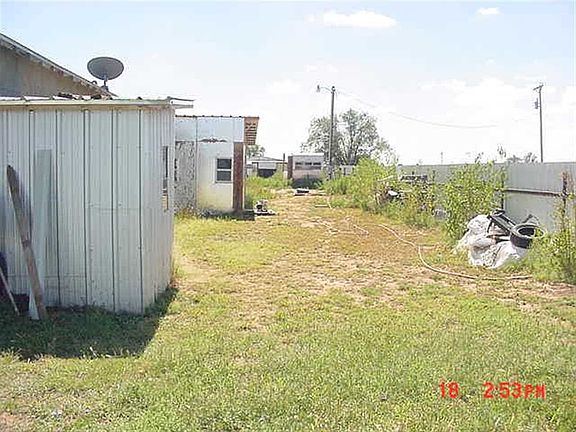 4th image of 1212 S Main St