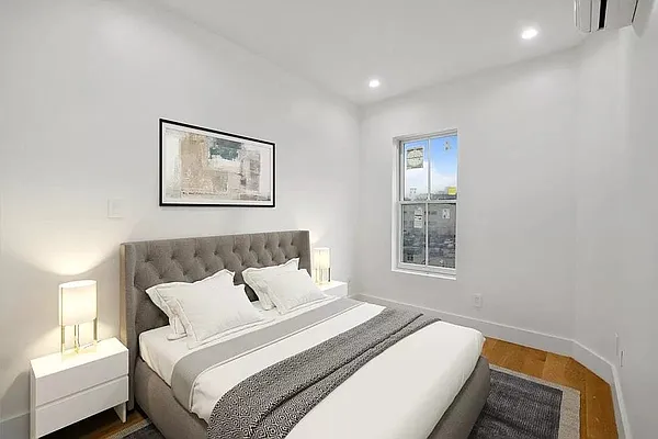 Rented by Blue Egg Realty Corp | media 2