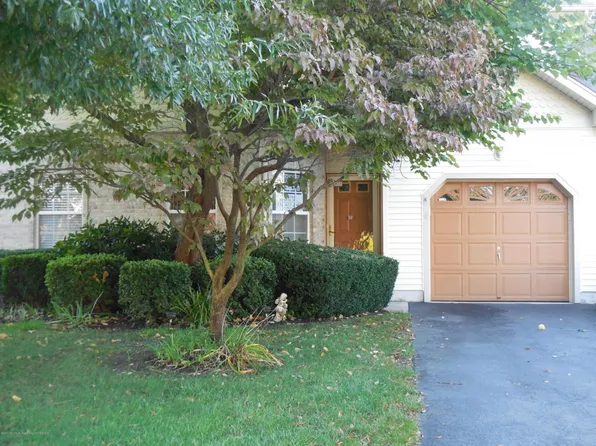 52 Riva Blvd, Brick, NJ 08723