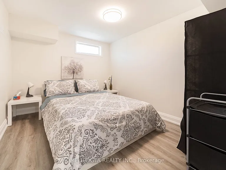 8 Laxford Ave — Photo 20