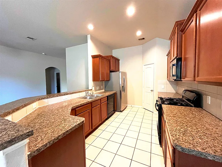 20330 Pine Water Ln — Photo 18