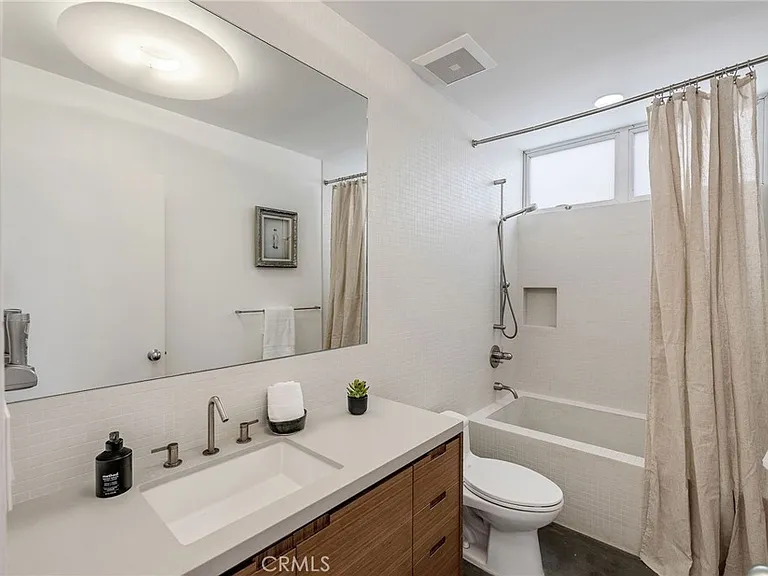 27 Driftwood St — Photo 44