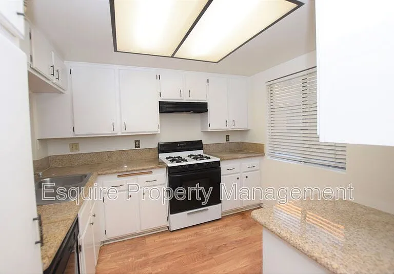 3163 Kelp Ln — Photo 4