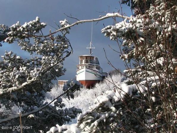 2506 Rene Ct, Homer, AK 99603