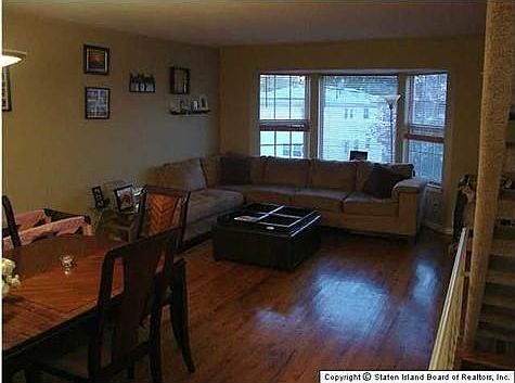 2nd image of 18 Francine Ln