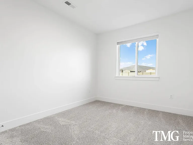 977 Creer Way #D-111 — Photo 56