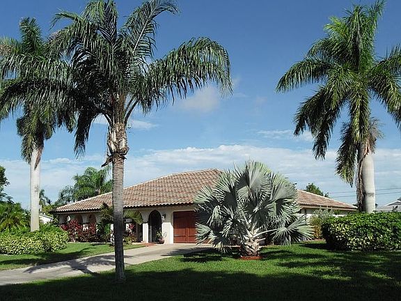 New tile roof as of May 2012