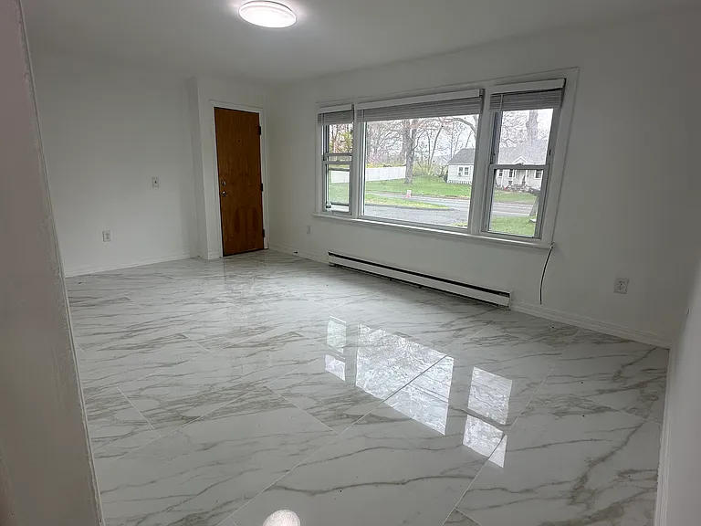 211 Kent Rd #D — Photo 2