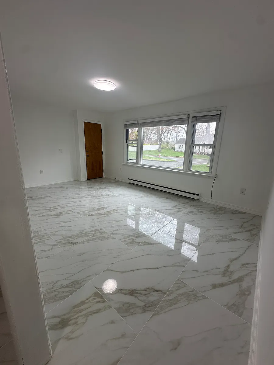 Building Photo - 211 Kent Rd #D
