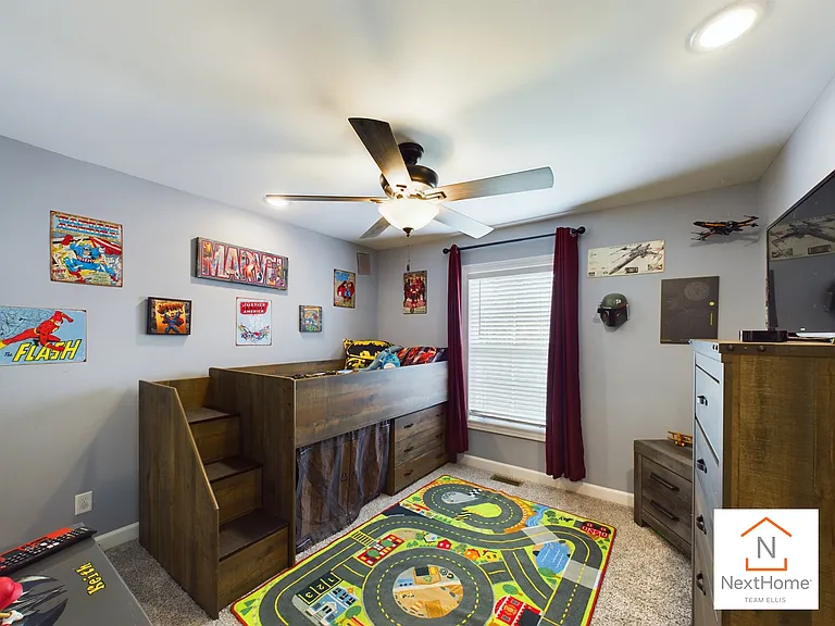 112 Alice Dr — Photo 17