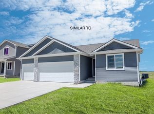 324 S Valley View Dr, Norwalk, IA 50211