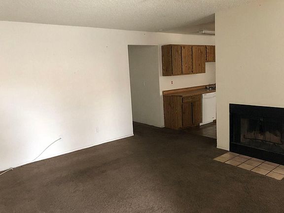 4th image of 6220 Ilanos Ln APT A