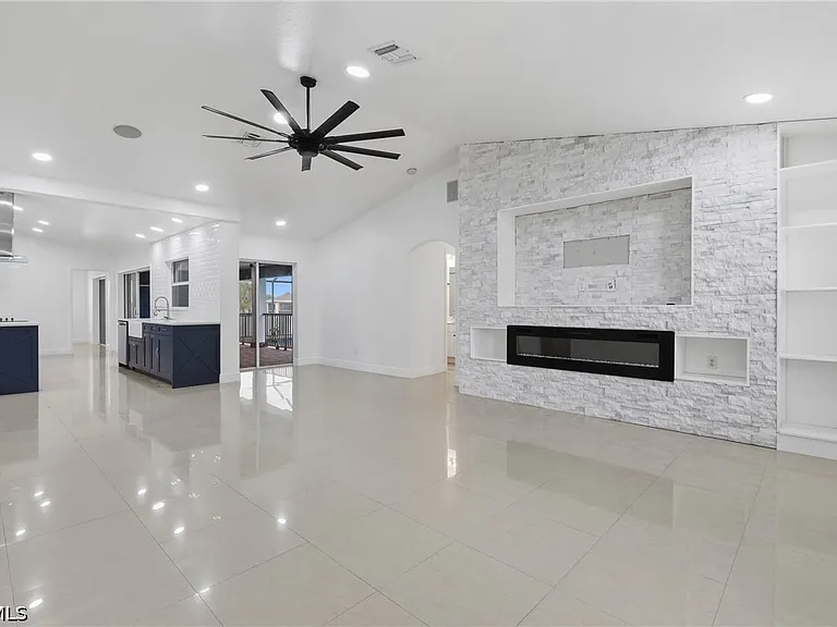 3016 SW 6th Pl — Photo 11