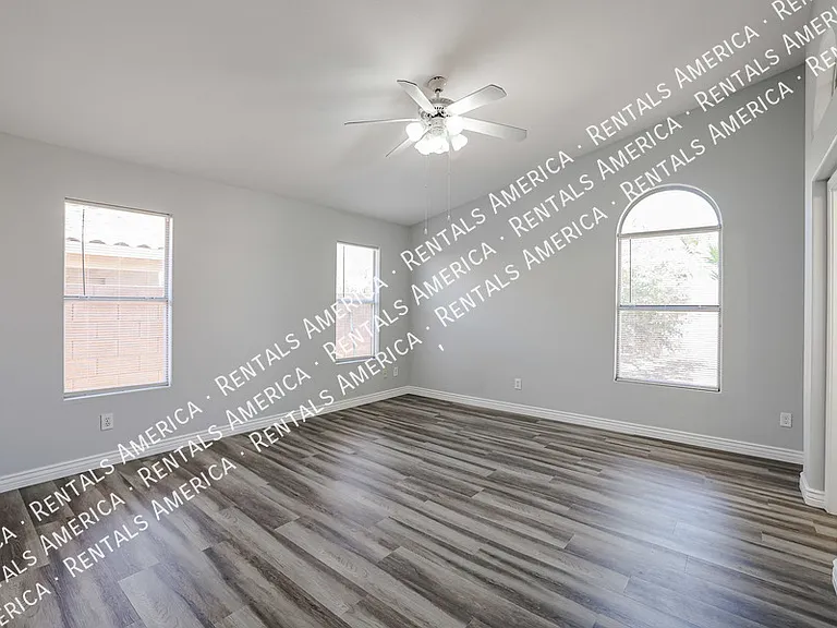 3930 E Harvard Ave — Photo 14