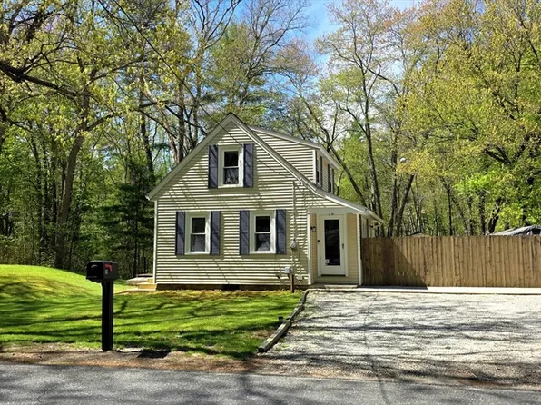 28 Cross Rd, Uxbridge, MA 01569