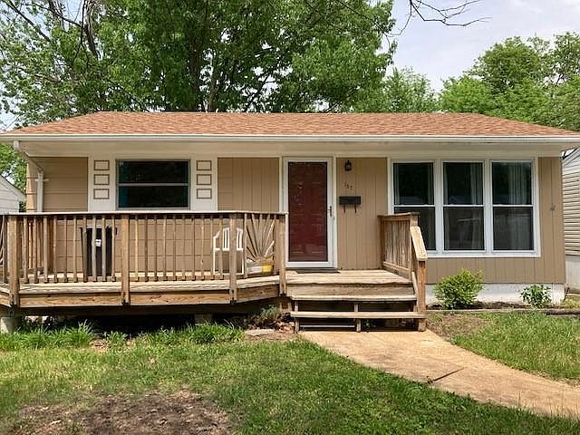 1st image of 157 Floralea Pl