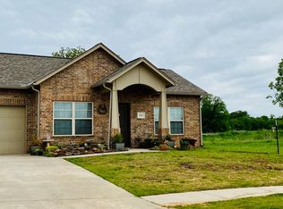 205 Kristi Way #214, Pauls Valley, OK 73075