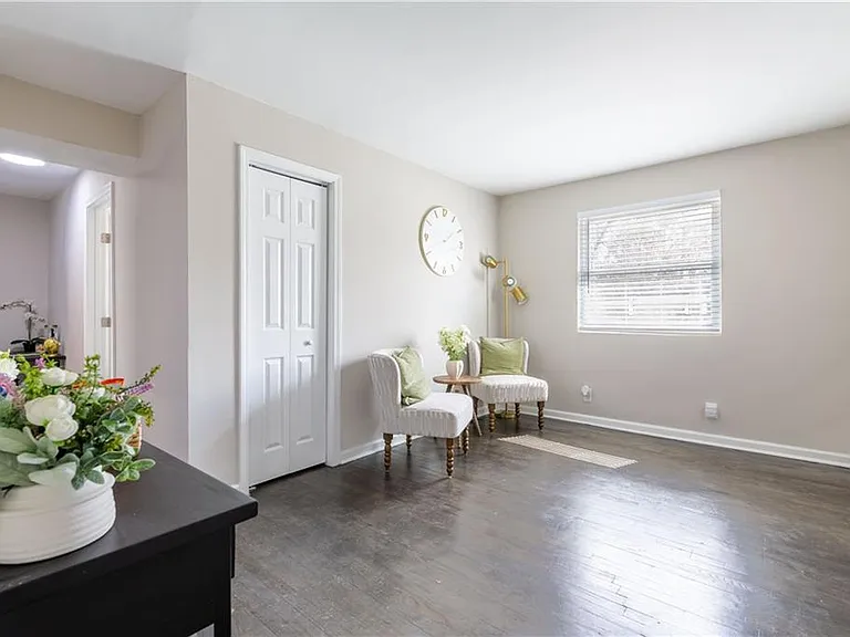 2129 Martin Luther King Jr Dr SW — Photo 1