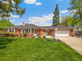 217 E Schick Rd, Bloomingdale, IL 60108